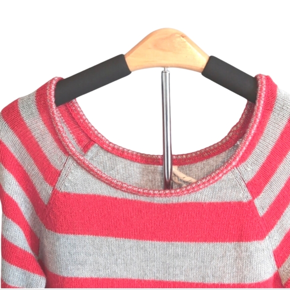 Aeropostale Striped Knit Sweater | Size M | Pink & Gray Fitted Pullover - Picture 5 of 8
